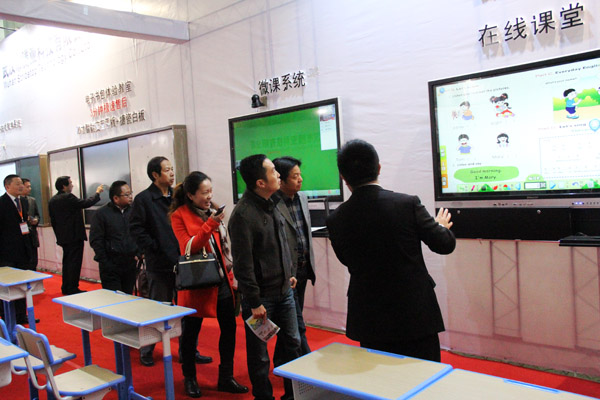 “集大成者”-騰亞科技，南寧教育裝備展