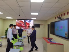 京山市委常委、組織部長黃勝親率相關(guān)局委辦領(lǐng)導(dǎo)蒞臨武漢市騰亞科技有限公司